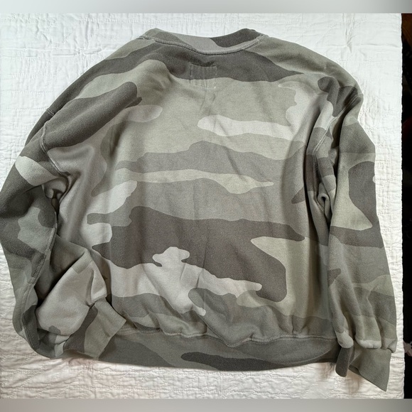 Abercrombie & Fitch Soft A&F Collection Gray and Olive Camo Crew Sweatshirt - Picture 8 of 12